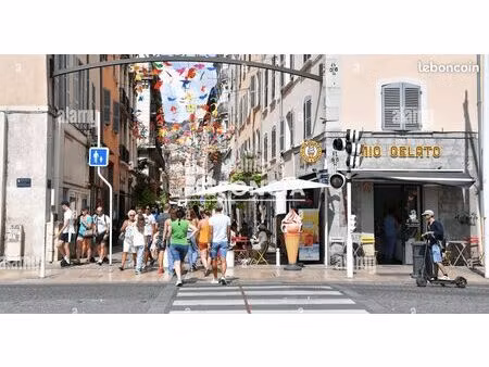 exclusivité – murs commerciaux de 130m²