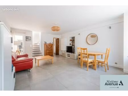 maison de ville 4 pièces 116 m²