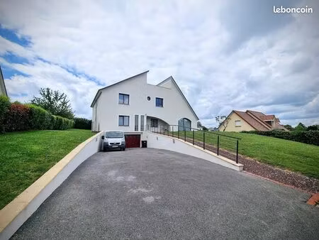 maison 7 pièces 292 m²