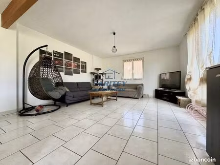 maison 6 pièces 130 m²