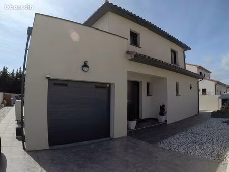 villa t6 150 m² rt2012 avec piscine