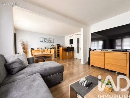 appartement 4 pièces 74 m²