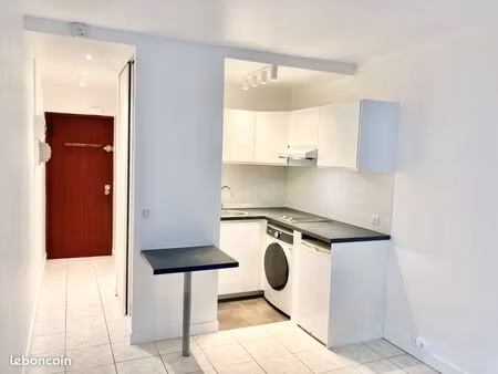 studio 1 pièce 20 m²