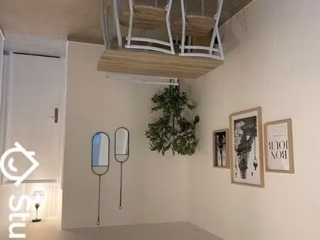 chambre 1 pièce 14 m²