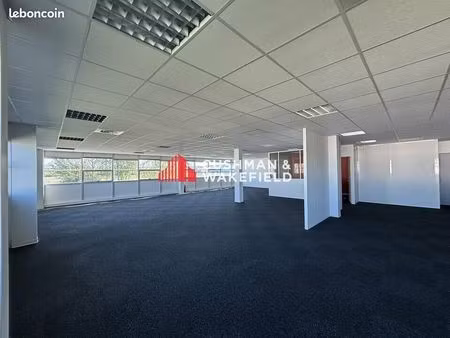 bureaux 2723 m² labege