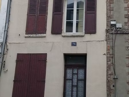 location maison 54 m² centre ville gournay