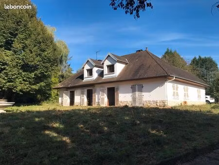 villa sur 64 ares constructibles divisibles
