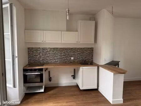 maison de ville - trappes - village t3