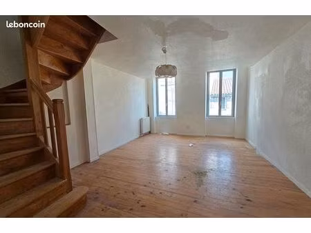 immeuble 12 pièces 288 m²