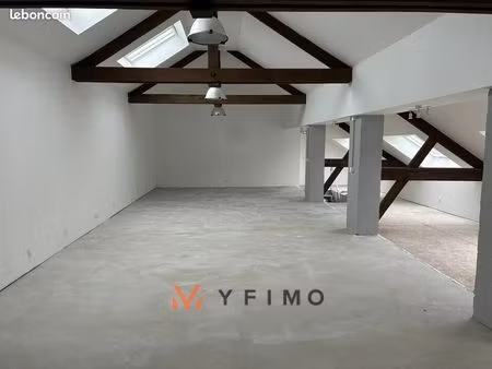 bureaux 132 m² fontenay-saint-père