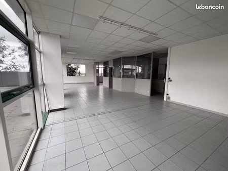 bureaux 217 m² rivery