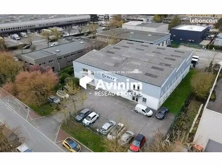 entrepôt 1470 m² buc