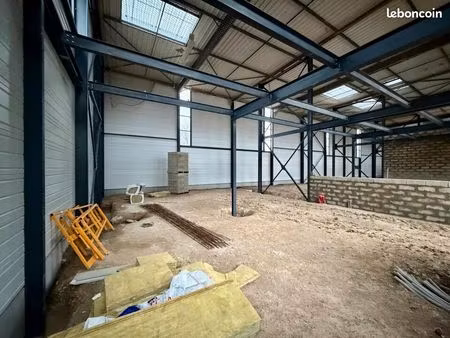 local d'activite 220 m² longperrier