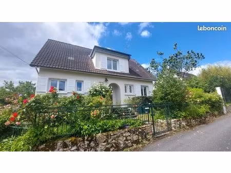 maison ile de france - 6 pièces - surface au sol 155 m2 sur terrain de 582 m2 - bailly 788