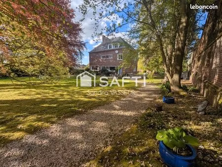 maison 9 pièces 269 m²