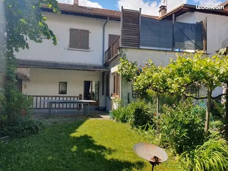 maison 5 pièces 174 m²