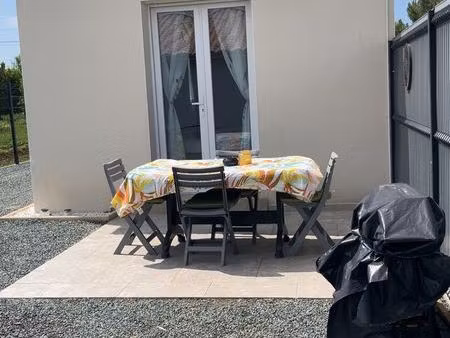 “maison récente de plain-pied avec grand garage à triaize