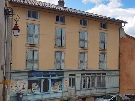 maison de village 7 pièces 140 m²