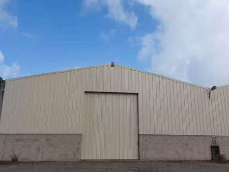 location bâtiment de stockage