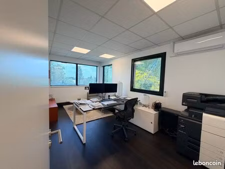plateau de bureaux