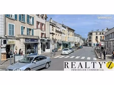 local commercial 162 m²