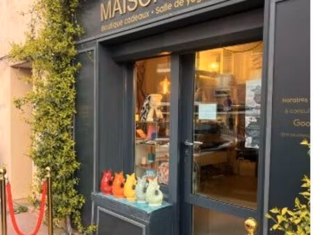 local commercial à partager
