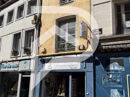 maison 7 pièces 181 m²