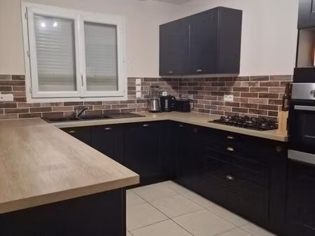maison de plain‑pied 90 m² – 3 chambres – jardin 600 m² – semi‑meublée