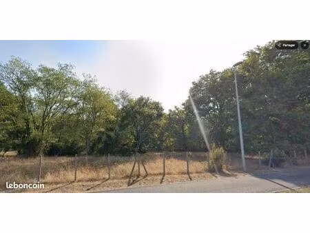 terrain 936 m² saint aubin de medoc