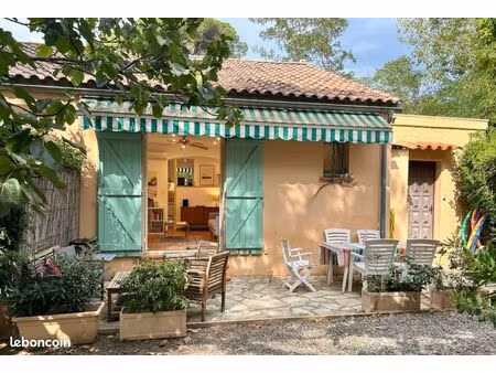 e630 000 / 2br - 60m2 - saint-tropez apartment for sale – a 130m de plage la bouillabaisse