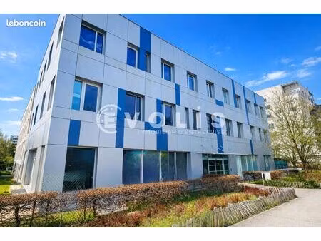 bureaux 397 m²