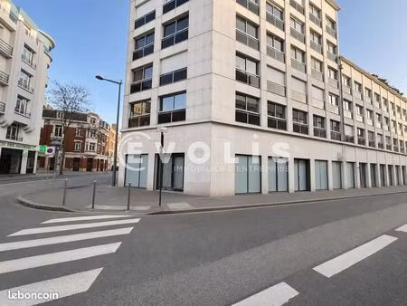 local commercial 145 m²