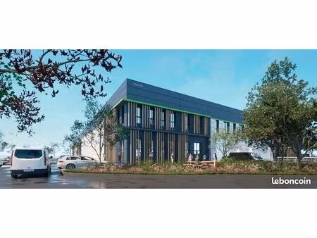local d'activite 5746 m² coignières