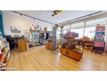 local commercial 176 m² le havre