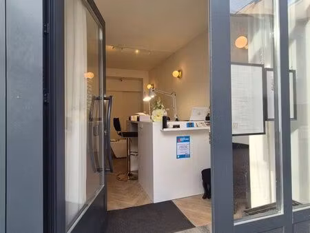 local commercial 15m2 hyper centre ville montereau