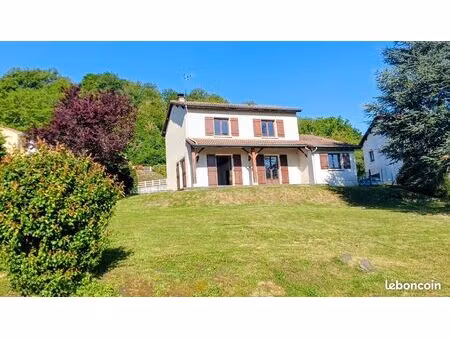 maison familiale avec vue panoramique