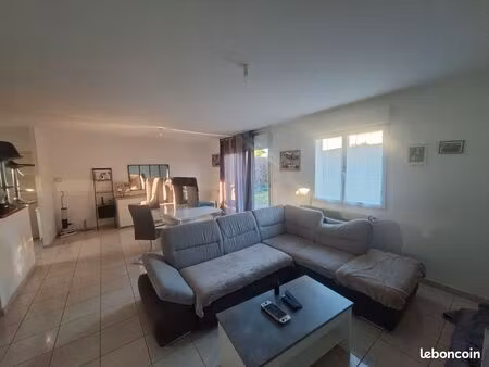 maison de plain pied  3 chambres