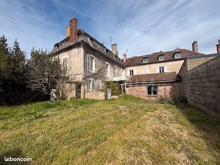 maison 7 pièces 128 m²