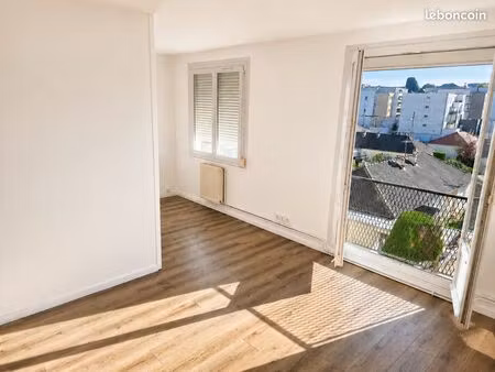 t3 lumineux 63 75 m²