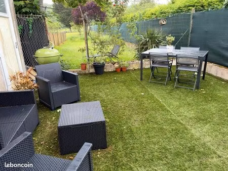 t2 avec terrasse et jardin