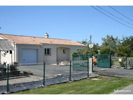 maison individuelle sur terrain de 1400 m2