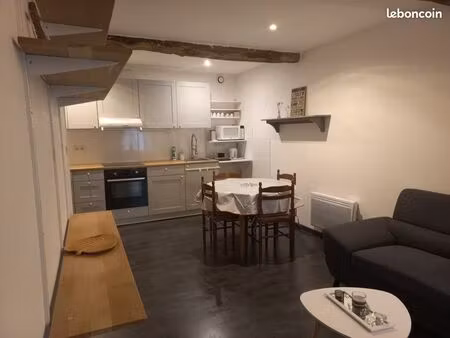 location maison village avec garage