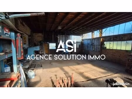 loft/atelier/surface 400 m² saint germain de coulamer