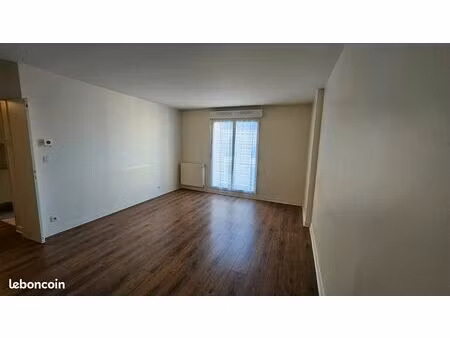 appartement 3 pièce centre ville de chelles