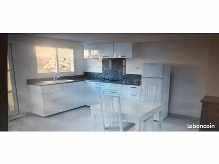 loue f2 meublé