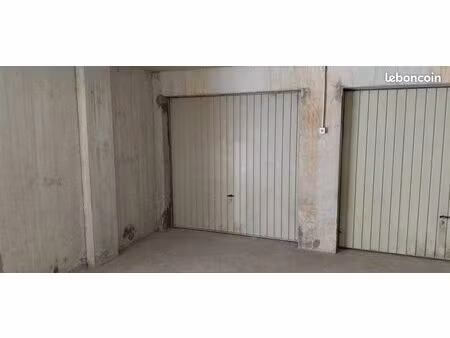 urgent garage simple 15 m2 cluses centre porte basculante be