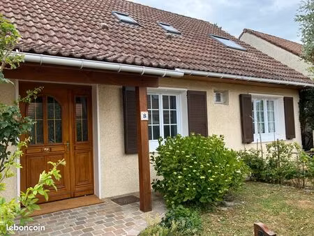 maison à vendre au plessis pâté quartier très calme et recherché