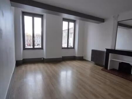 appartement 2 pièces 60 m²