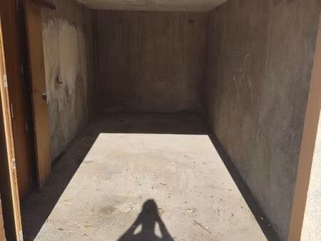 à louer – garage 15 m² – perpignan (proche mas guérido)