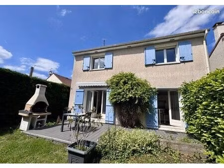 pavillon 4 pièces 108 m²